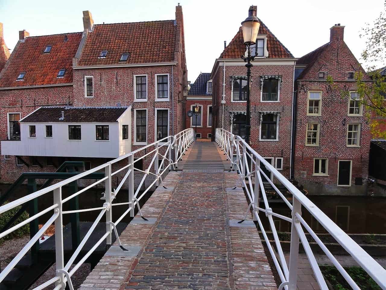 nederland appingedam pixabay - De 12 mooiste steden in Nederland voor een weekendje weg (+ hotels!)