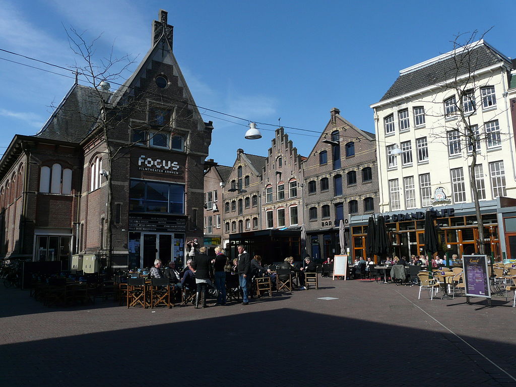 korenmarkt arnhem wikimedia - Wat te doen in Arnhem: de leukste tips voor een dagje uit